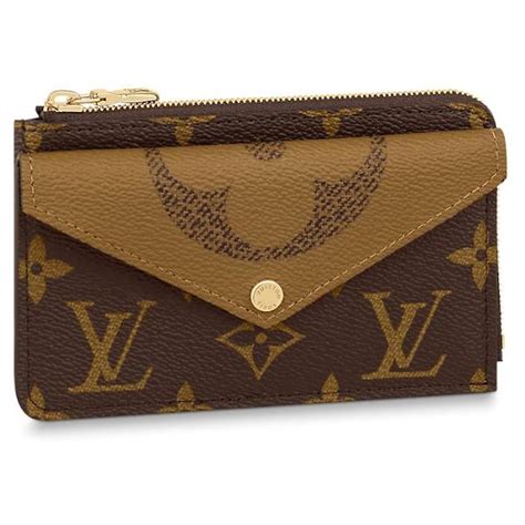 This is a dupe, but does a color like this exist for the LV Recto .